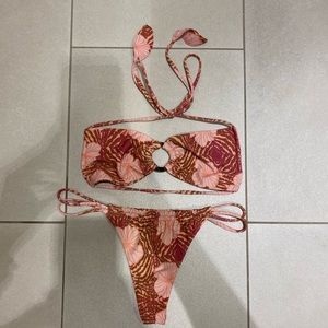 SOLD BENOA Wild Thing Set